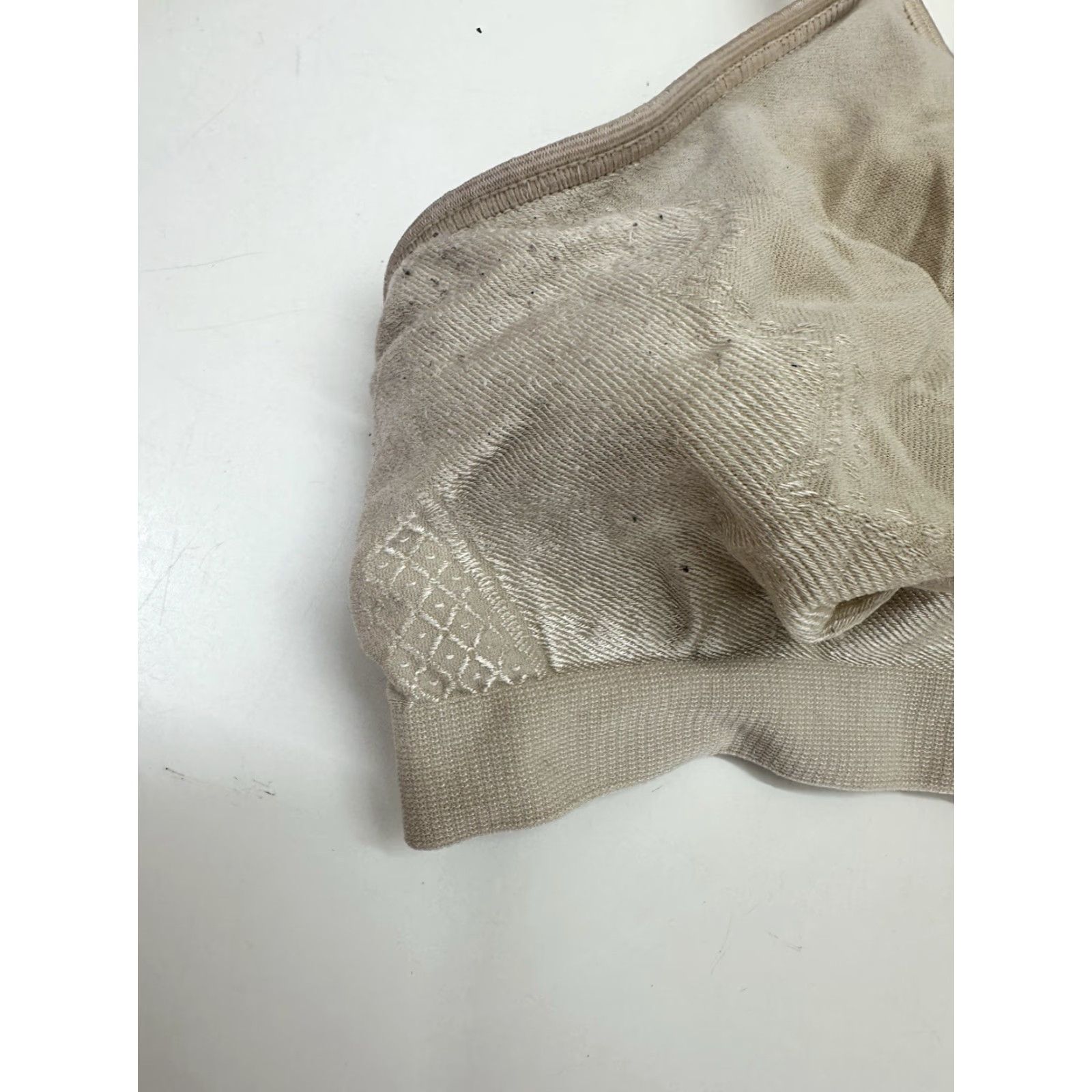 Vintage Barley There Womens Bra Size Large Tan Unpadded Wireless Shirt Bra Womens Barley There L Tan Unpadded Wireless Size ONE SIZE - 4 Thumbnail