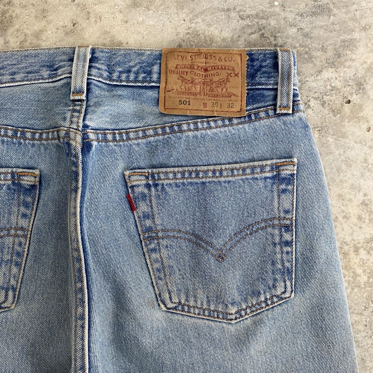 Levi's Vintage 90’s Levis 501 Faded Stonewashed Blue Denim Jeans Size US 30 / EU 46 - 11 Thumbnail