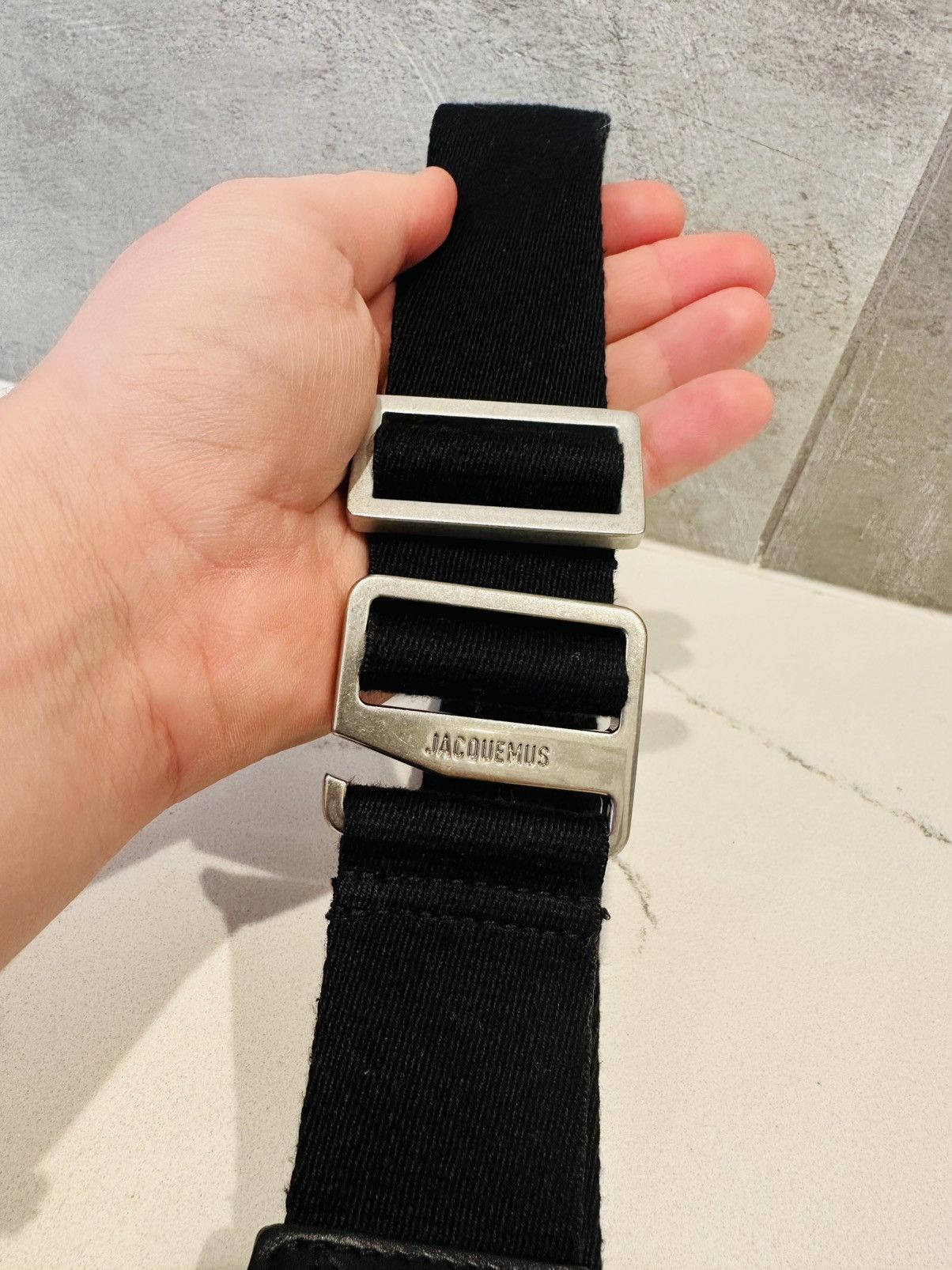 Jacquemus Jacquemus Leather Bumbag, New with Authenticity Tag Size ONE SIZE - 4 Thumbnail