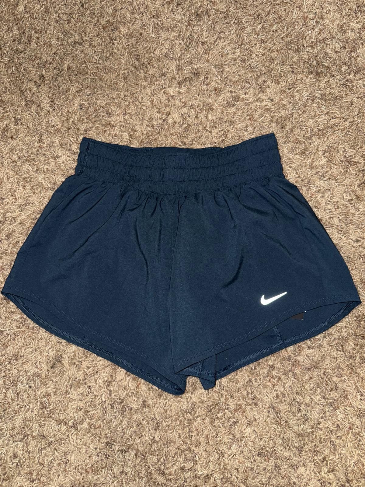 Nike Nike One Women's Dri-FIT Mid-Rise 3" Brief-Lined Shorts Sample Size 26" / US 2 / IT 38 - 1 Thumbnail