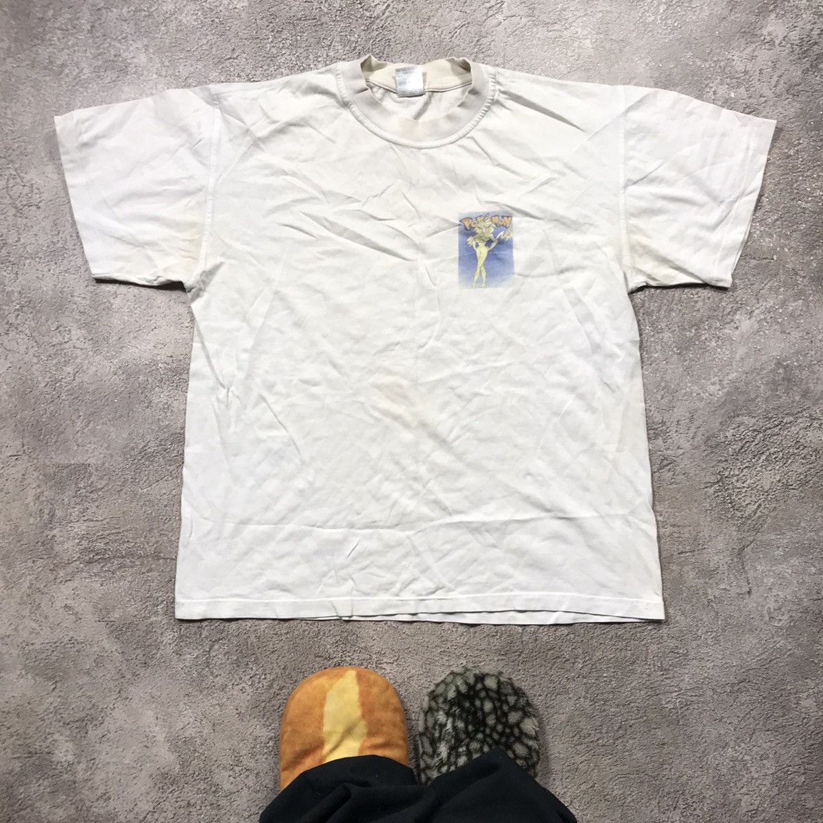 Vintage Vintage 90s Pokemon Graphic Tee Sun Faded Y2K Streetwear L Size US L / EU 52-54 / 3 - 6 Thumbnail