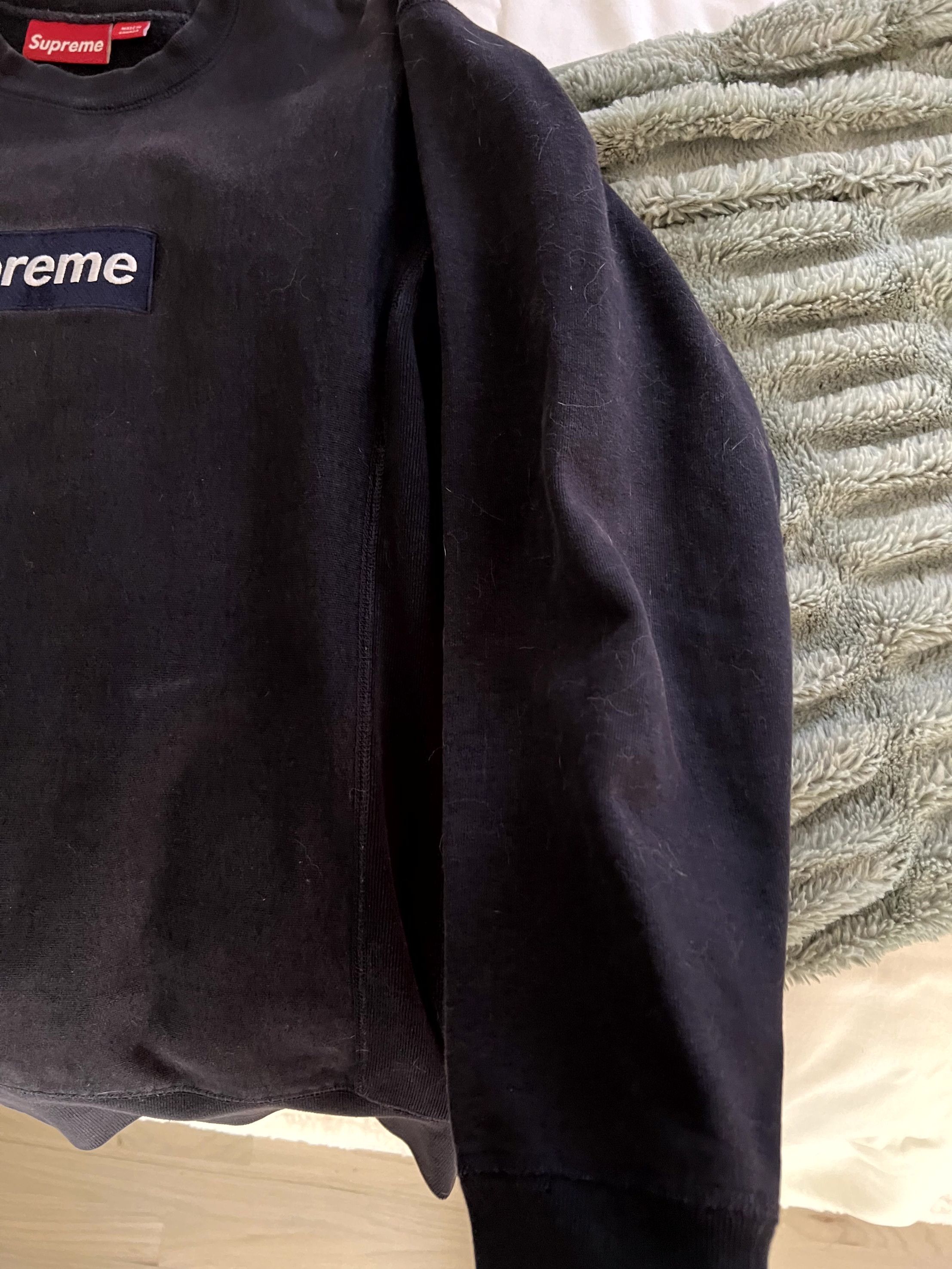 Supreme 2003 Navy Box Logo Crewneck Size US M / EU 48-50 / 2 - 6 Thumbnail