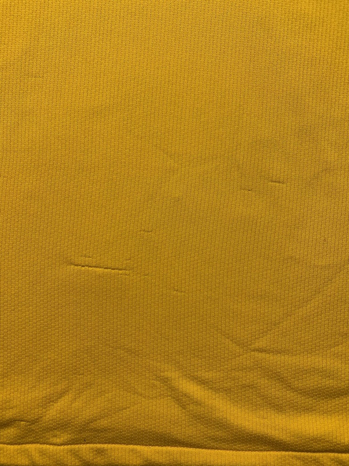 Nike × Vintage Vintage Arsenal soccer jersey Nike yellow size M Size US M / EU 48-50 / 2 - 11 Thumbnail