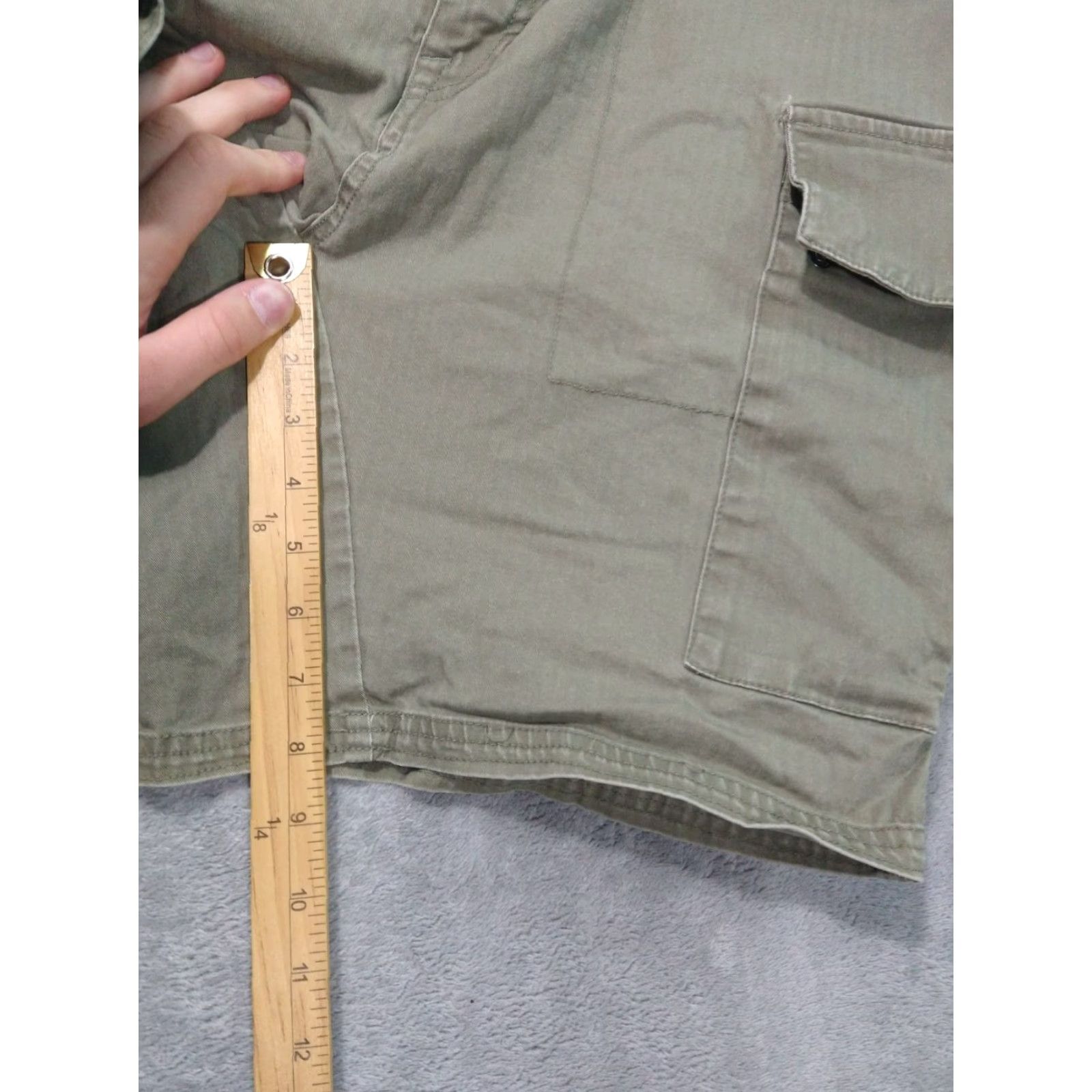 Volcom Volcom Cargo Shorts Mens 38 x 8 Green Cargo Chino Mid Rise Flat Front Regular Rise 8 in Cotton Green Pockets Cargo Mens Volcom Size US 38 / EU 54 - 5 Thumbnail