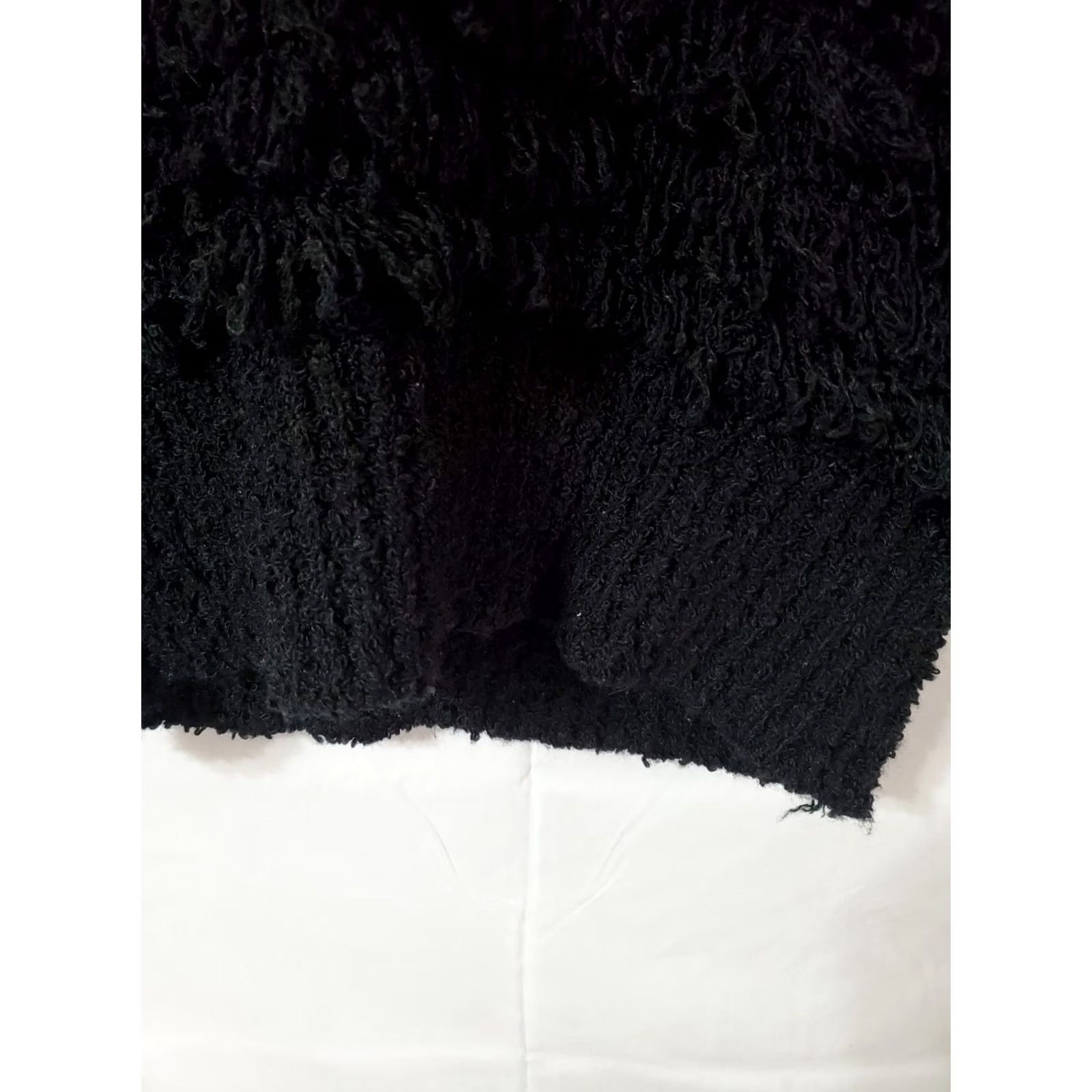 Vintage VINTAGE Cee Vest Sweater Sleeveless Acrylic Black L Fringe V Neck Size L / US 10 / IT 46 - 4 Thumbnail