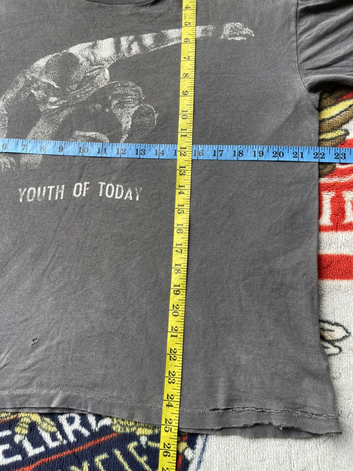 Band Tees Vintage 80's Hardcore Punk Youth Of Today Sun Faded Tee Size US L / EU 52-54 / 3 - 13 Thumbnail
