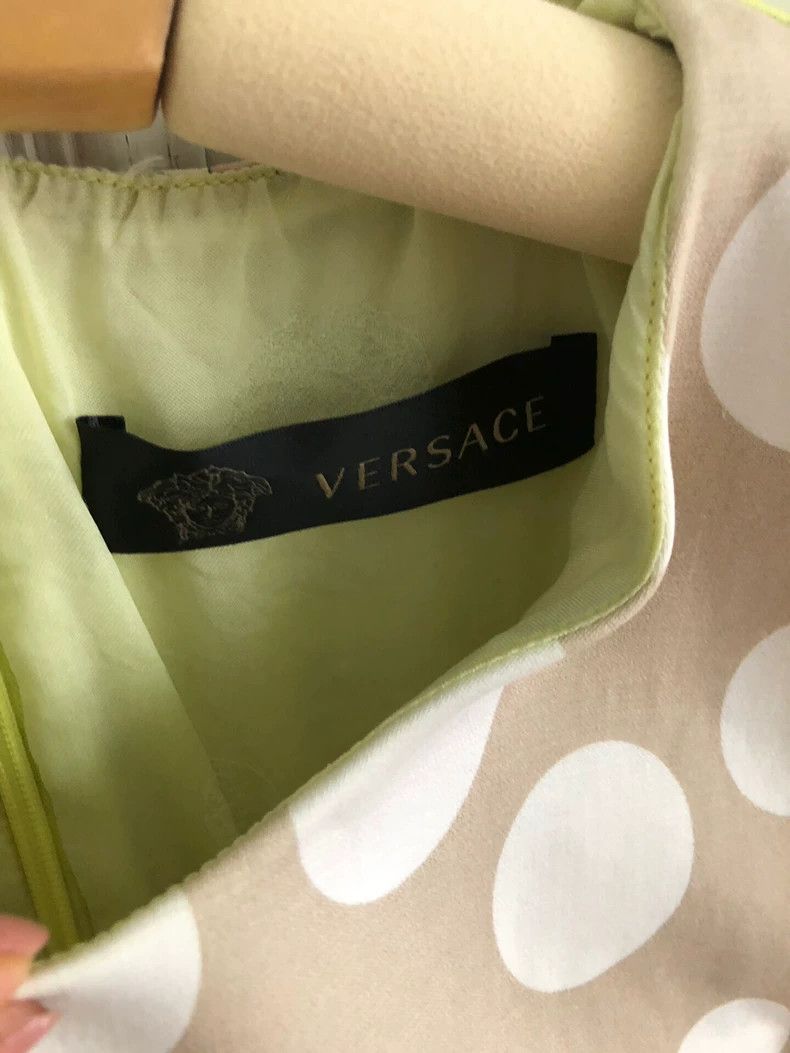 Versace Versace Sleeveless loose dress Size M / US 6-8 / IT 42-44 - 2 Thumbnail