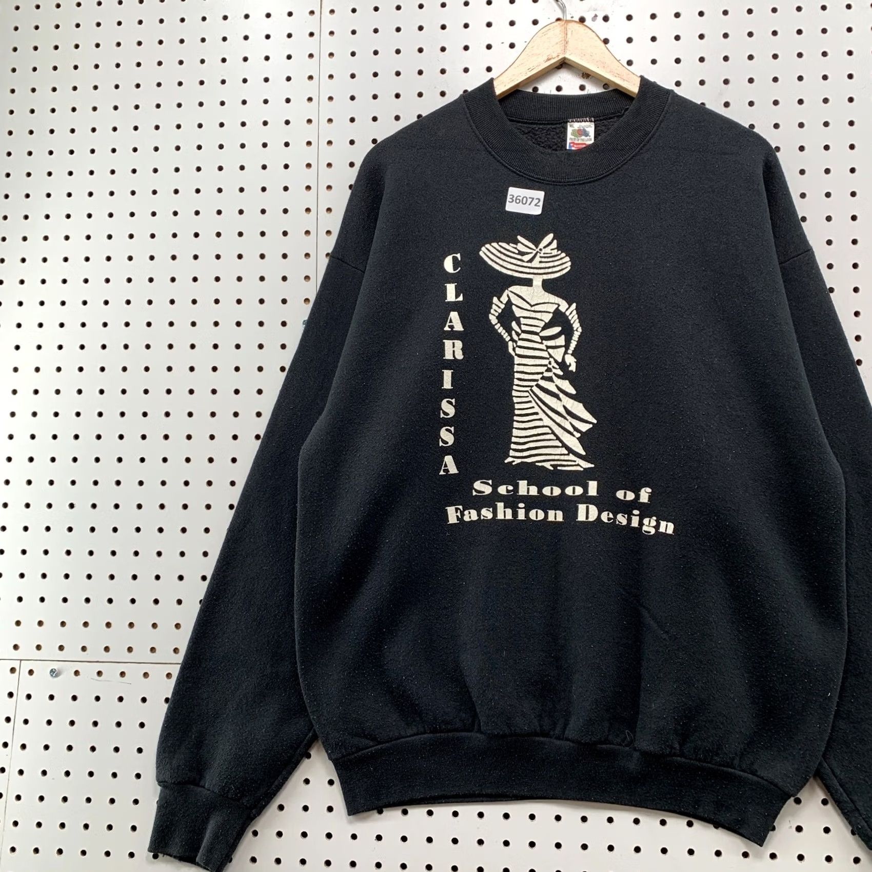 Fruit Of The Loom VINTAGE 90s Clarissa School Of Fashion Design Crewneck Sweatshirt Mens XL Black Graphic Print Nike Size US XL / EU 56 / 4 - 3 Thumbnail