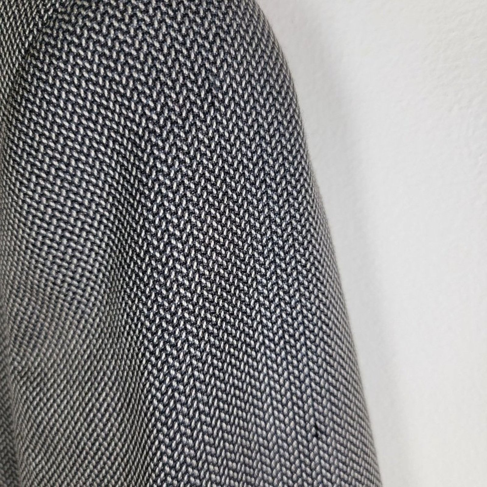 Armani Collezioni Armani Collezioni Herringbone Blazer Model Italy *Read* Size US L / EU 52-54 / 3 - 11 Thumbnail