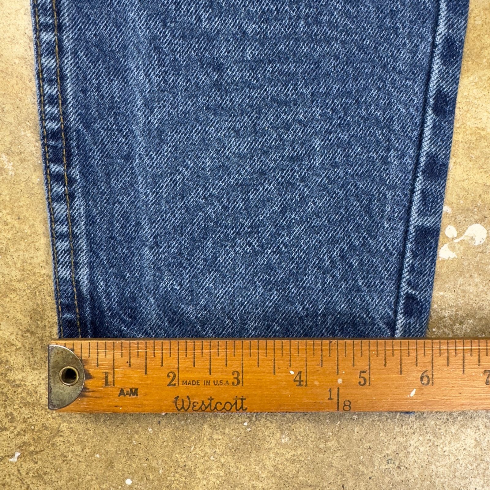 Levi's Vintage Levi’s 550 Women’s Relaxed Fit Tapered Leg Jeans 7 Size 26" / US 2 / IT 38 - 12 Thumbnail