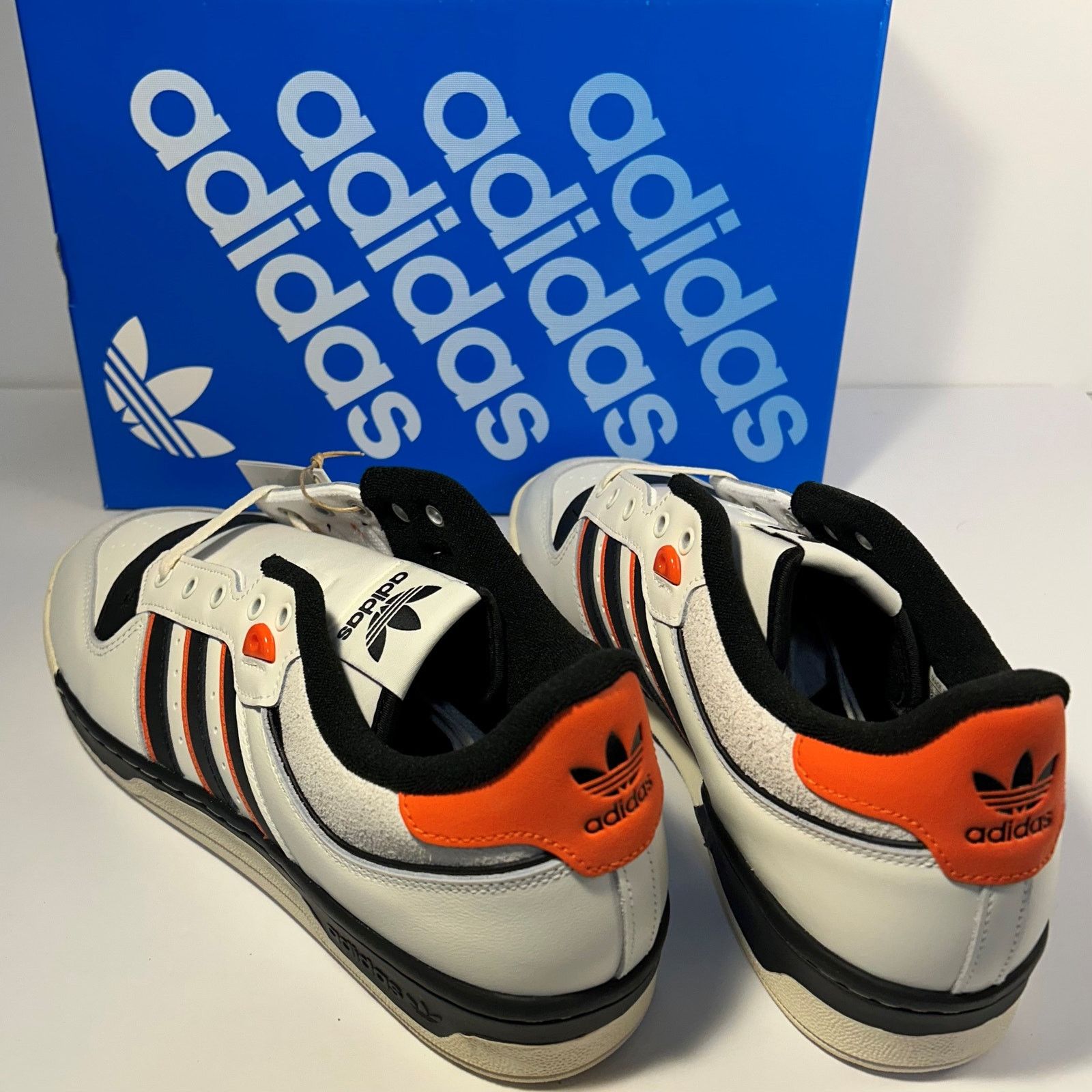Adidas Adidas Originals Rivalry 86 Low Sz 11.5 Wht/Blk/Or IE7140 Size US 11.5 / EU 44-45 - 4 Thumbnail