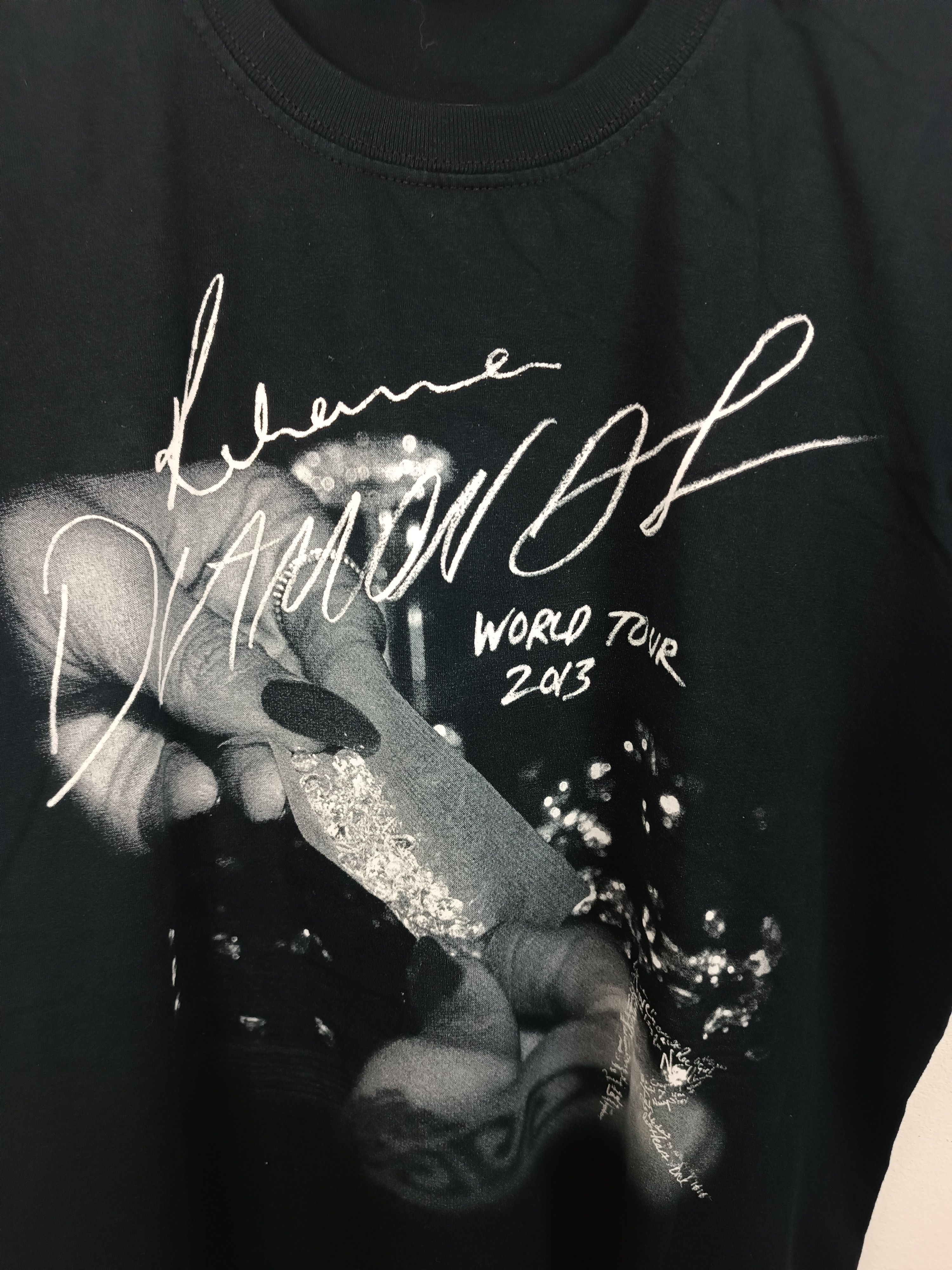 Rap Tees VINTAGE 2013 RIHANNA DIAMONDS WORLD TOUR TEE asap rocky Size US M / EU 48-50 / 2 - 10 Thumbnail