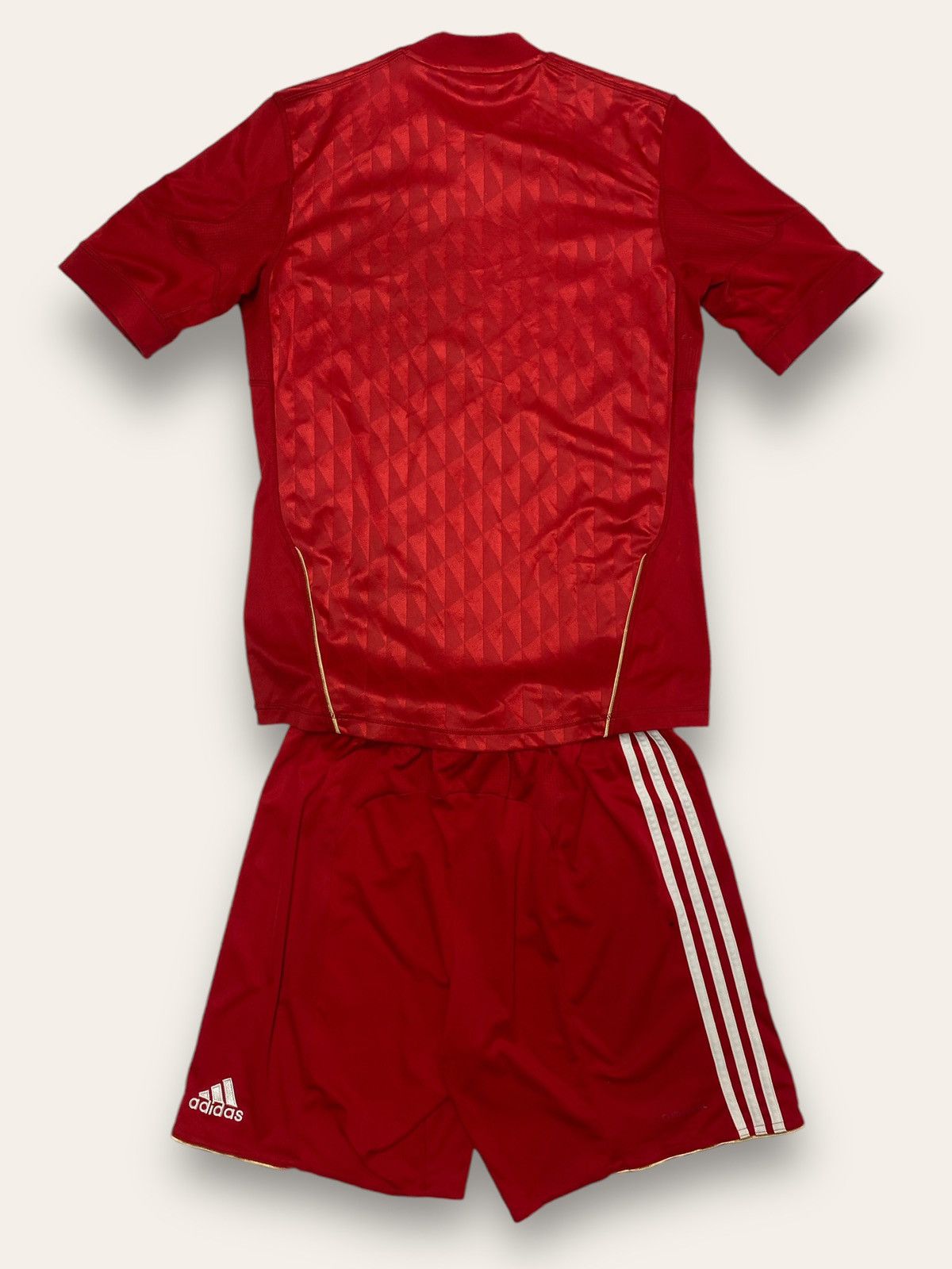 Vintage 10' 11' Vintage LIVERPOOL ADIDAS Soccer Football Red Set Size US S / EU 44-46 / 1 - 11 Thumbnail