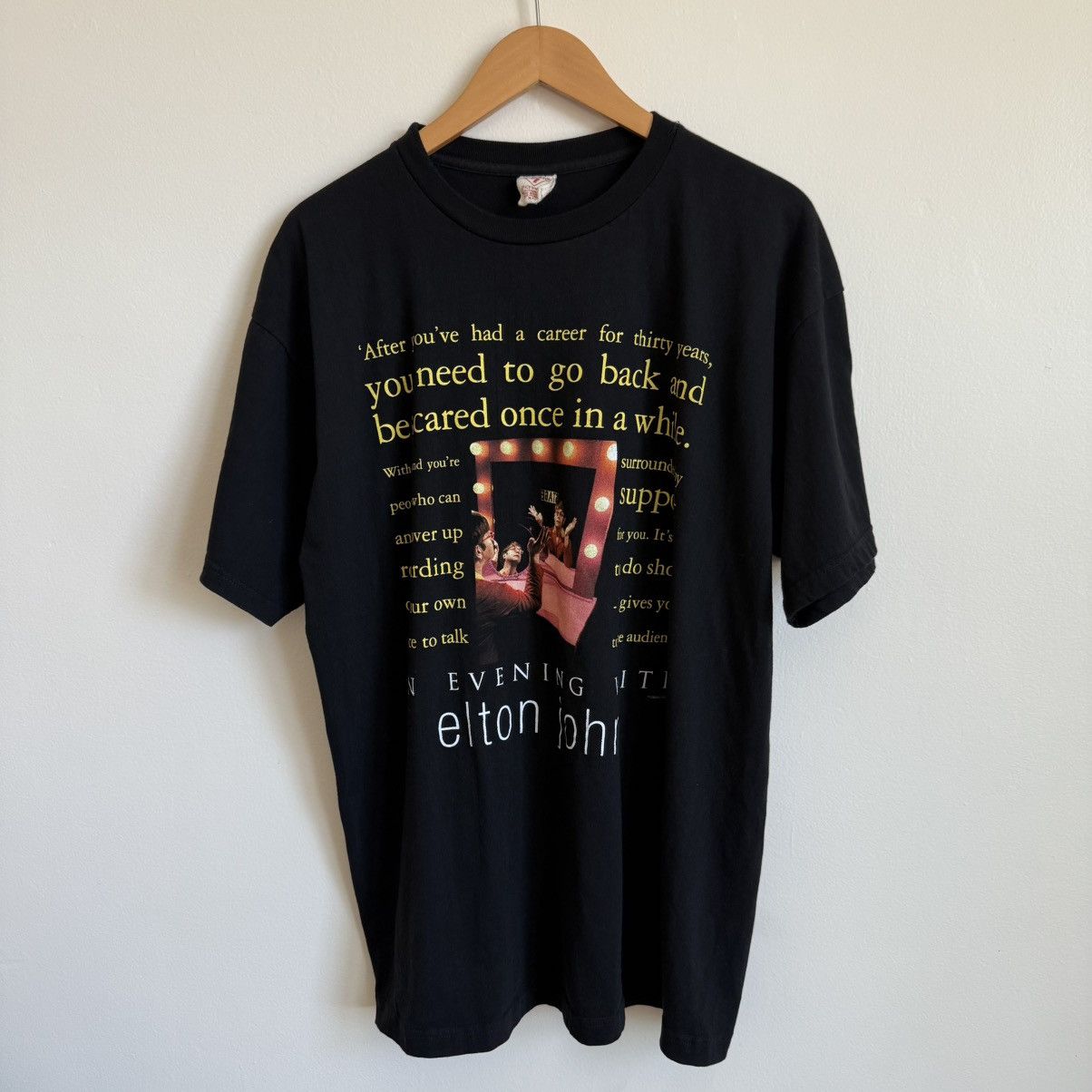 Band Tees Vintage 1999 An Evening with Elton John Tour T-Shirt Size XL Size US XL / EU 56 / 4 - 2 Thumbnail