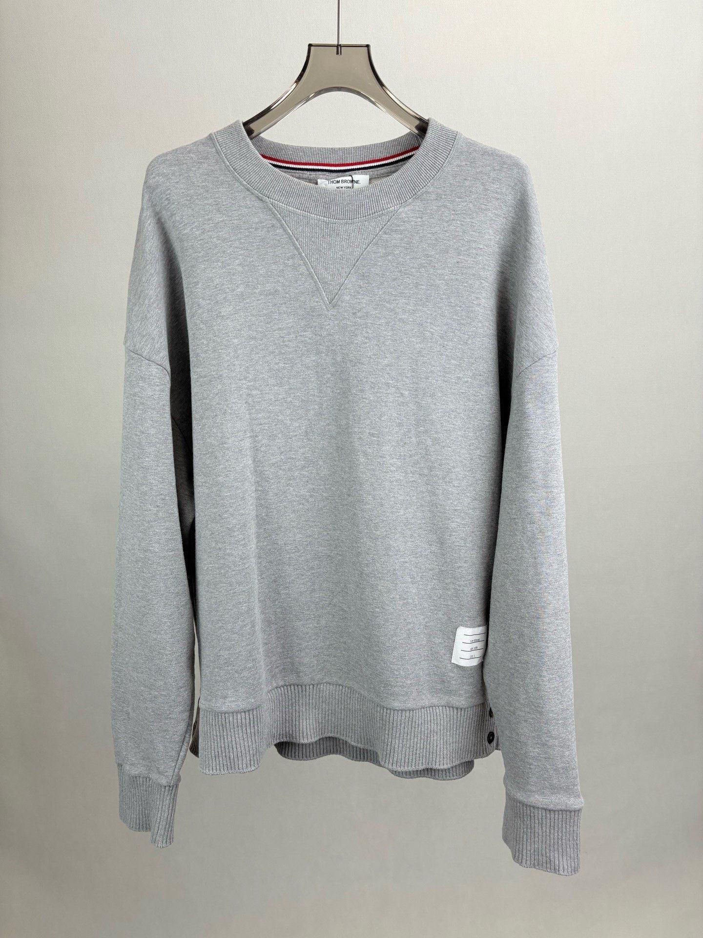 Thom Browne THOM BROWNE TB Back Stripe Long-Sleeve Sweatshirt Size US L / EU 52-54 / 3 - 1 Thumbnail