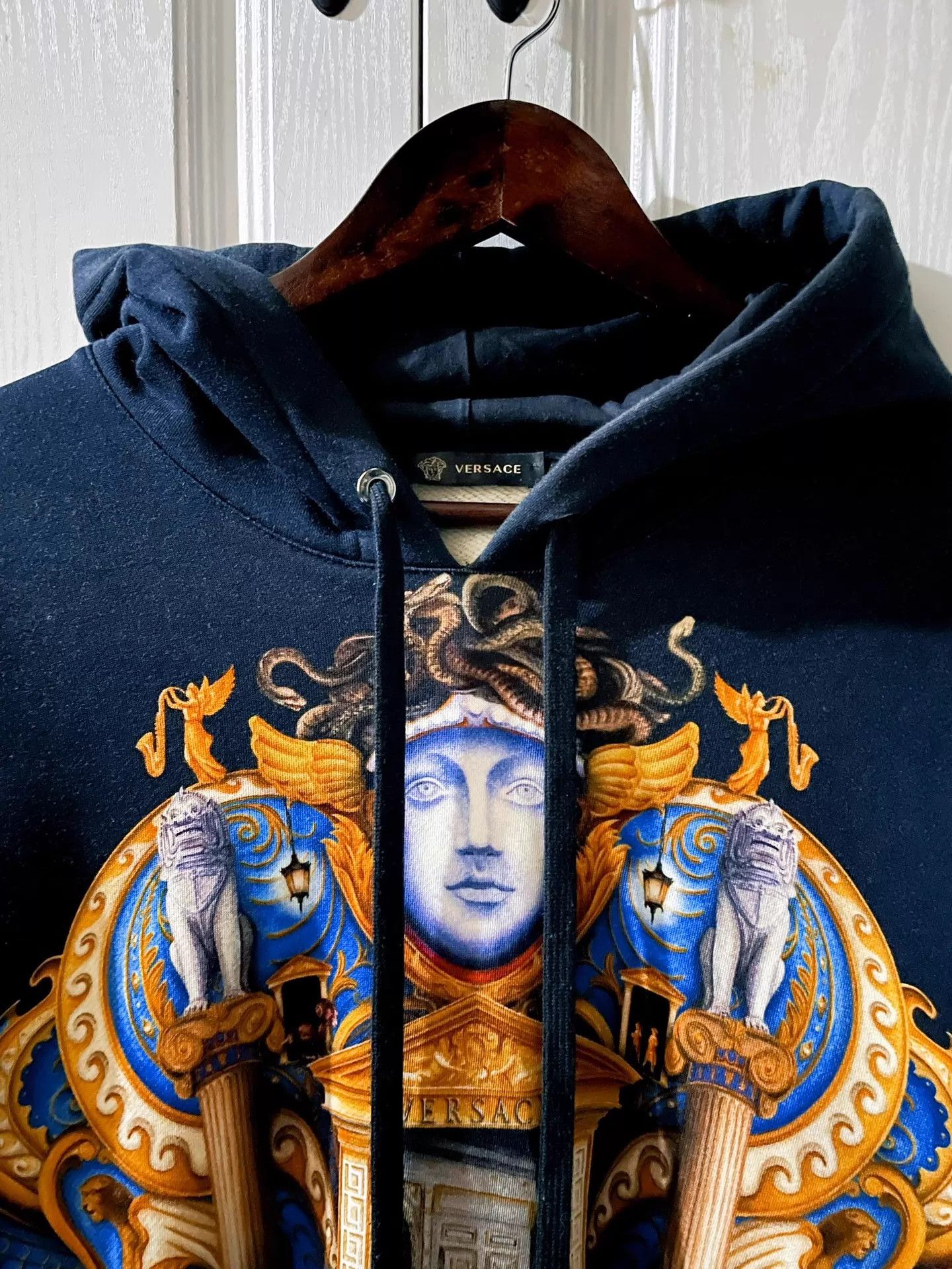 Versace Versace Medusa Ocean Maze Print Hoodie 95 New Size L Size US L / EU 52-54 / 3 - 3 Thumbnail