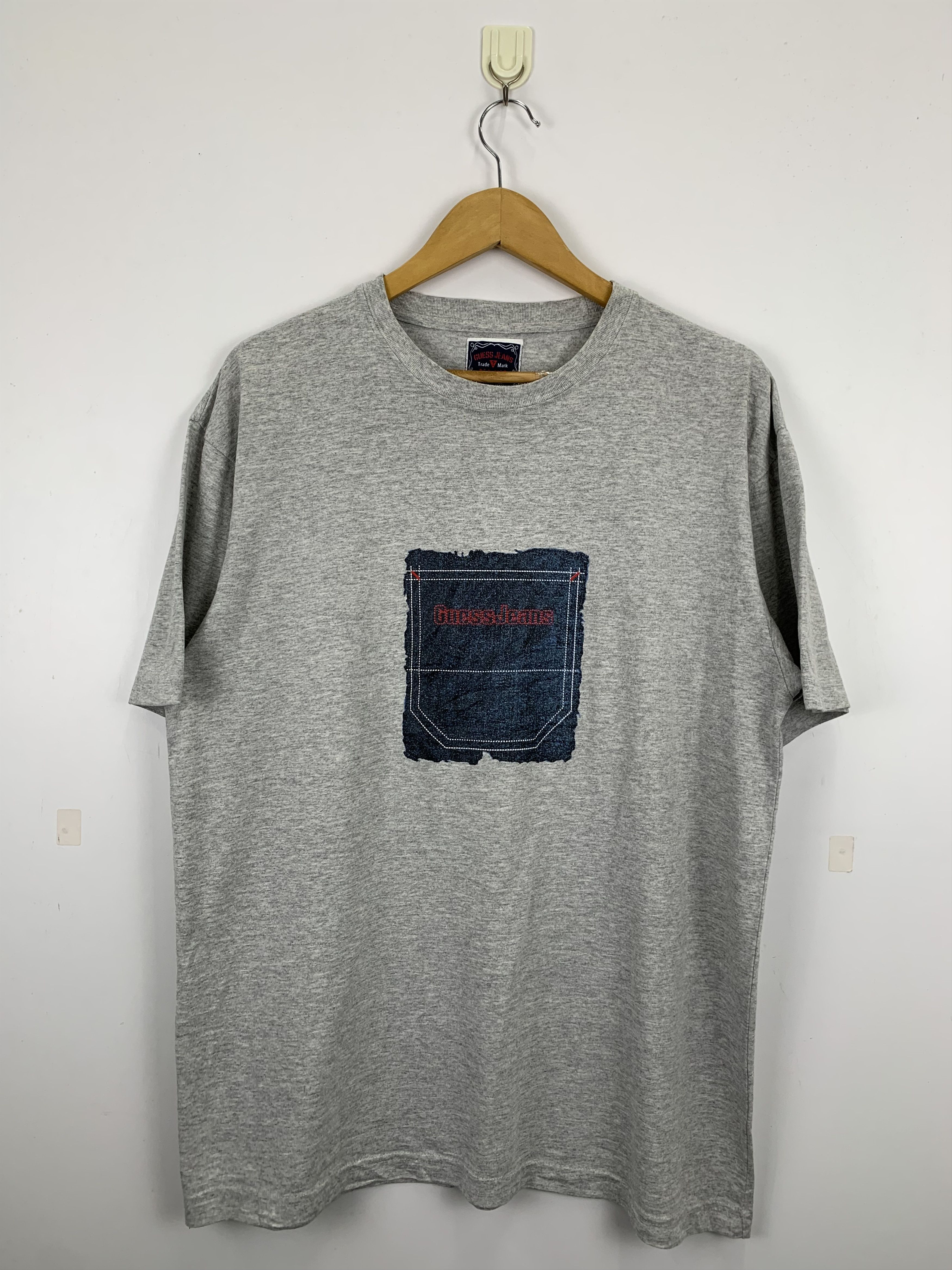 Guess Vintage Guess Jeans T Shirt TA0250 Size US M / EU 48-50 / 2 - 1 Thumbnail