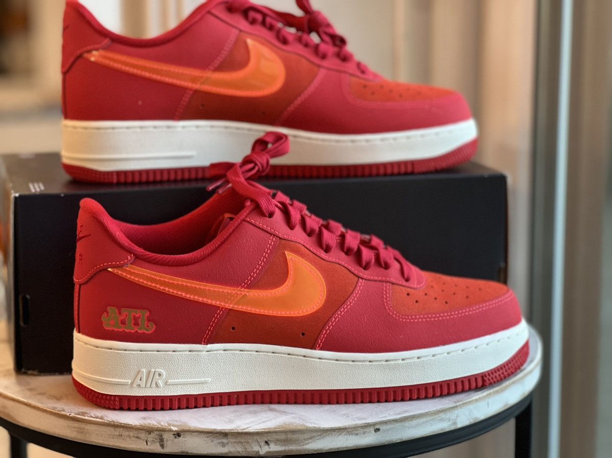 Nike Nike Air Force 1 ‘07 ATL Size 9.5 FD8306-657 Atlanta Red Size US 9.5 / EU 42-43 - 1 Thumbnail