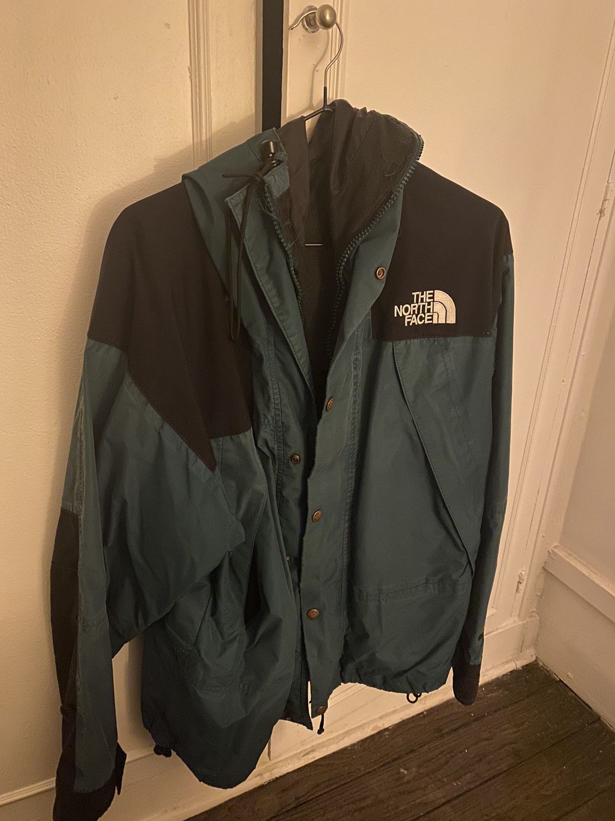 Green and black parka the north face vintage