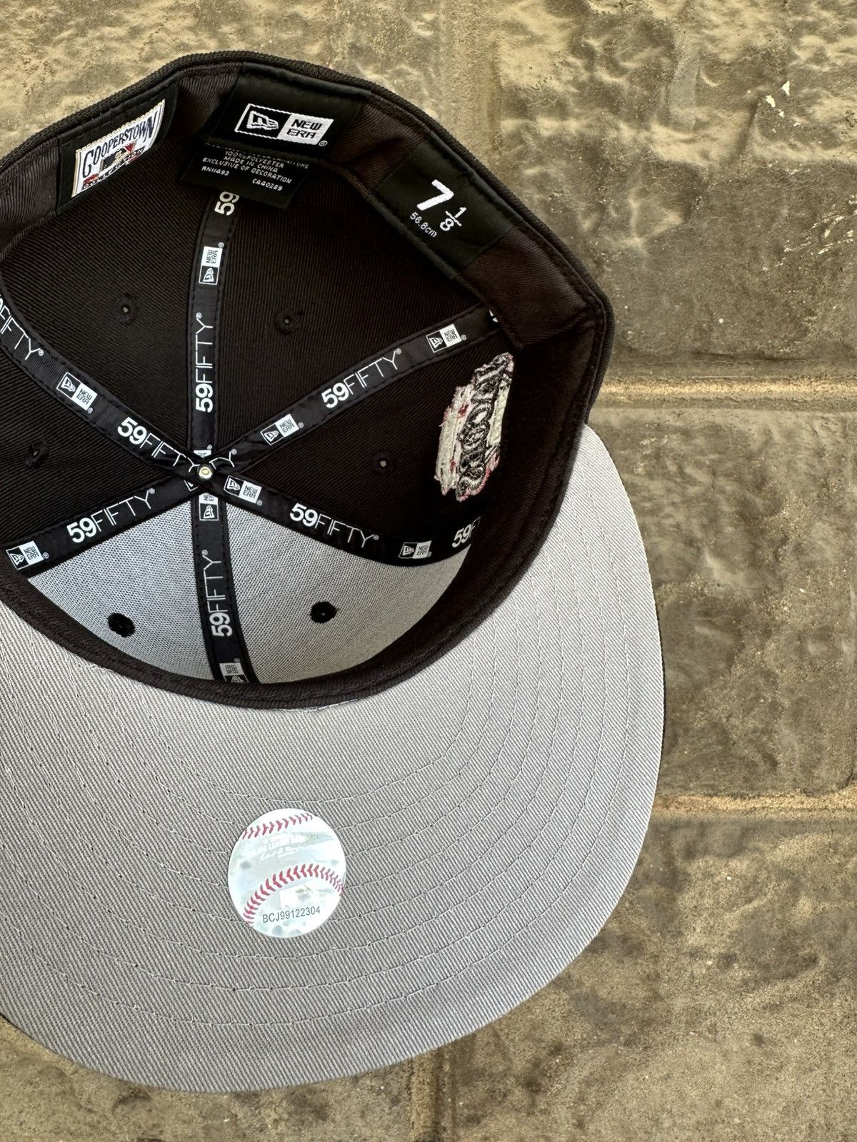 MLB × New Era × Supreme 7 1/8 CLEVELAND INDIANS JACOBS FIELD 1994 NEW ERA FITTED CAP Size ONE SIZE - 5 Thumbnail