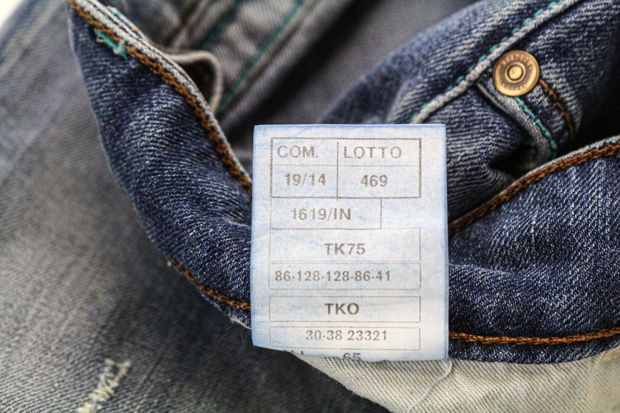 Takeshy Kurosawa W30 Slim Fit Washed Blue Cotton Stretch Jeans 75370 Size US 30 / EU 46 - 6 Thumbnail