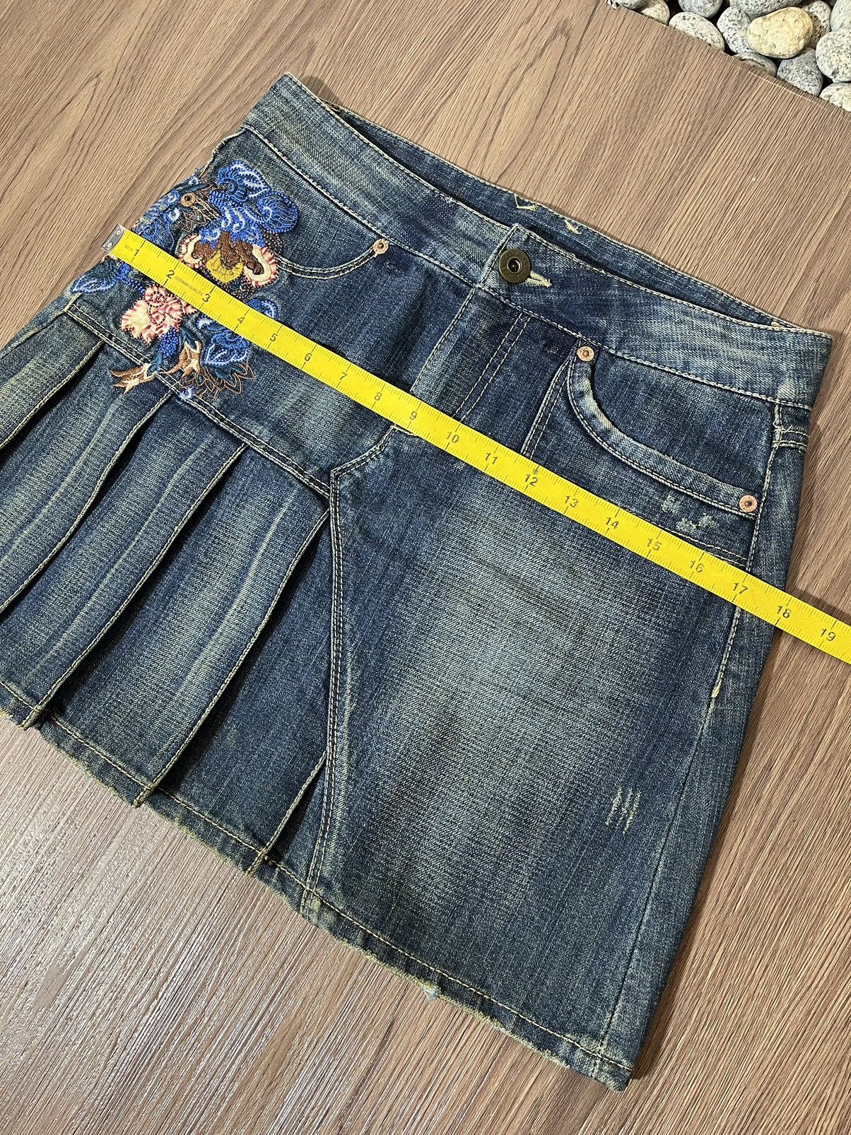 Beauty Beast × Jimi Hendrix Basic House Y2K Hendrix Woodstock Emboirdery Mini Skirt Size 30" / US 8 / IT 44 - 8 Thumbnail