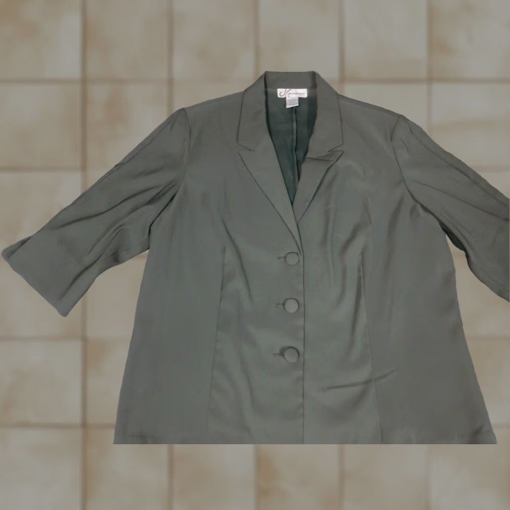 Vintage Dressbarn Blazer Jacket 1X Plus Green Solid Mid-Length Polyester Rayon Collared Embroidered Button Closure Size XL / US 12-14 / IT 48-50 - 1 Thumbnail