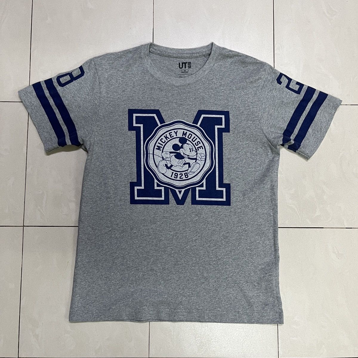 Disney × Mickey Mouse × Uniqlo Uniqlo X Mickey Mouse T Shirt Size US S / EU 44-46 / 1 - 2 Thumbnail