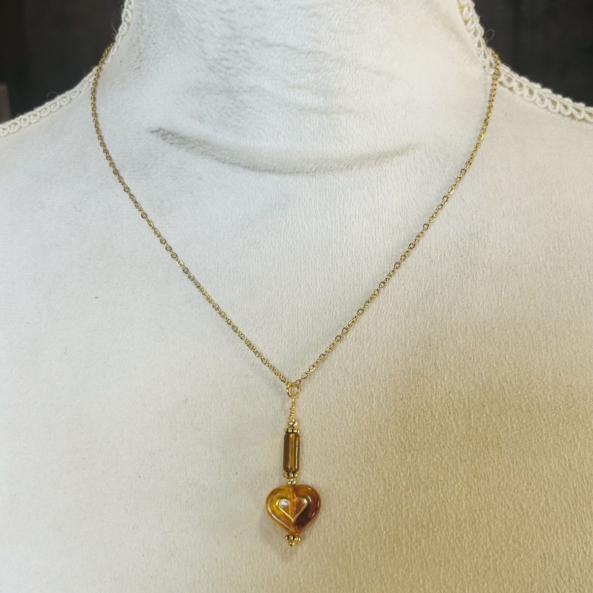 Handmade Handcrafted elegant amber glass heart beaded necklace Size ONE SIZE - 3 Thumbnail