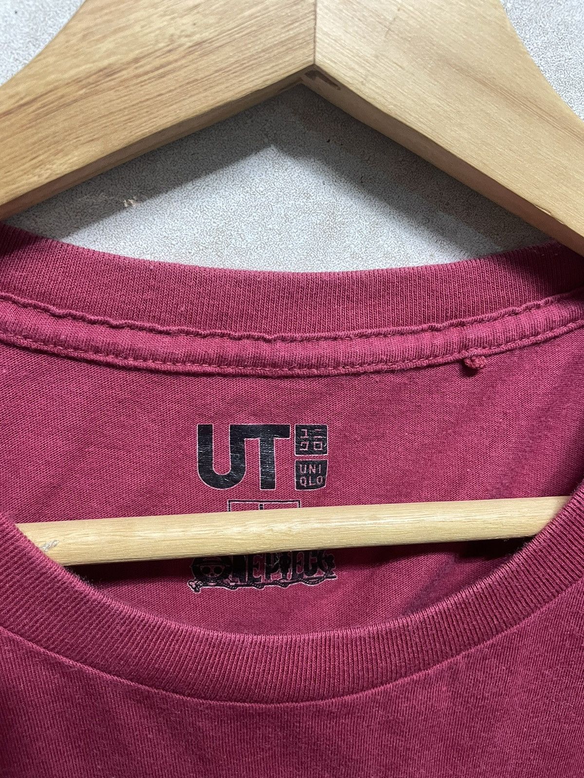 Anime × Japanese Brand × One Piece One Piece Shanks Red Hair Pirate Tee Size US L / EU 52-54 / 3 - 3 Thumbnail