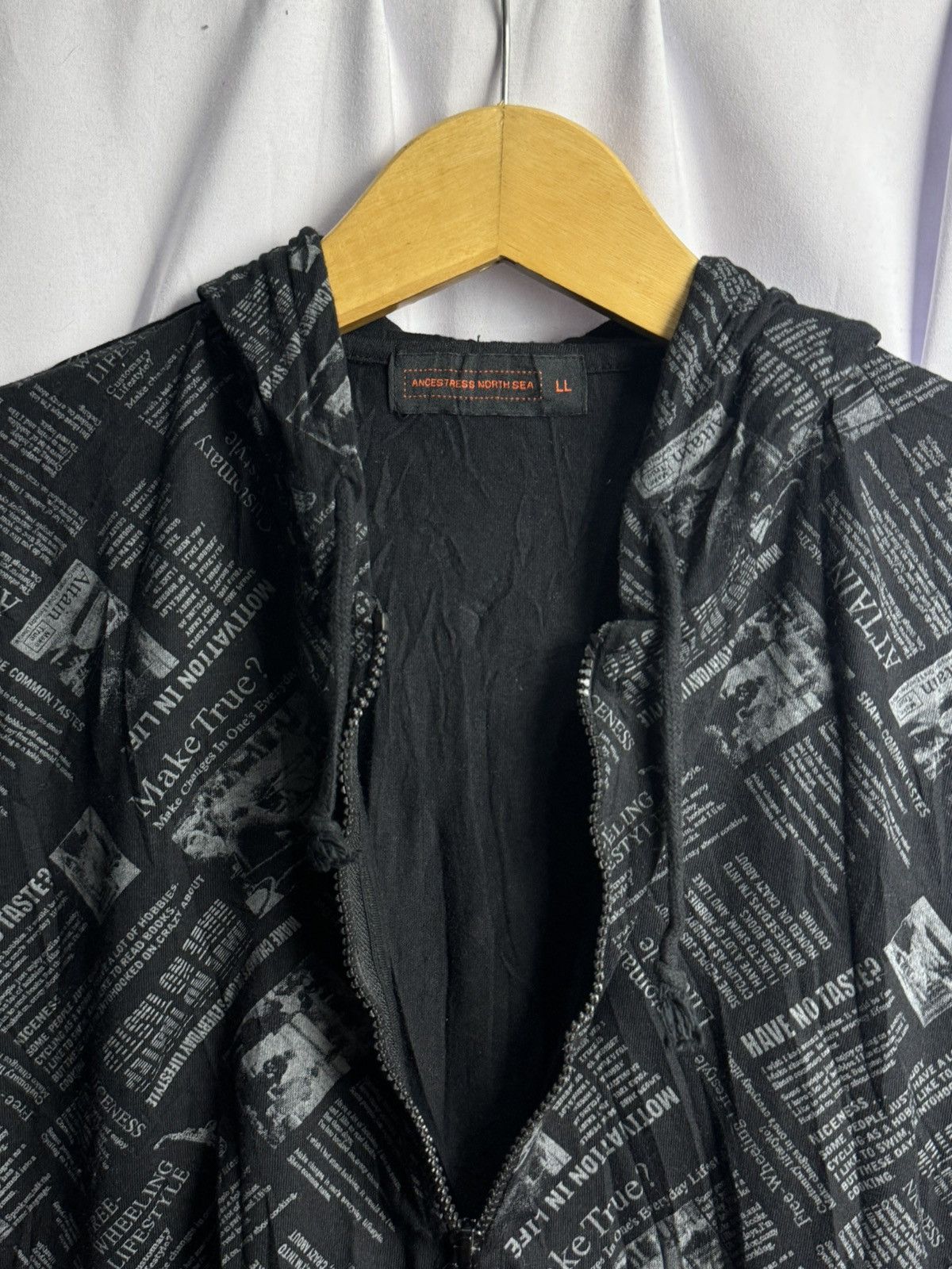 If Six Was Nine × Japanese Brand × Le Grande Bleu (L.G.B.) Poem Hoodie Ancestress north sea short sleeve lgb style Size US M / EU 48-50 / 2 - 5 Thumbnail