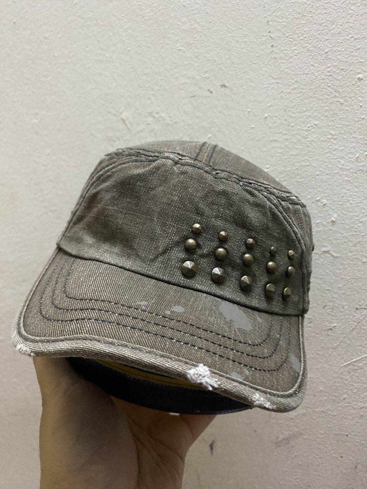 Vintage Vintage 2000s studed kptal style Size ONE SIZE - 1 Thumbnail