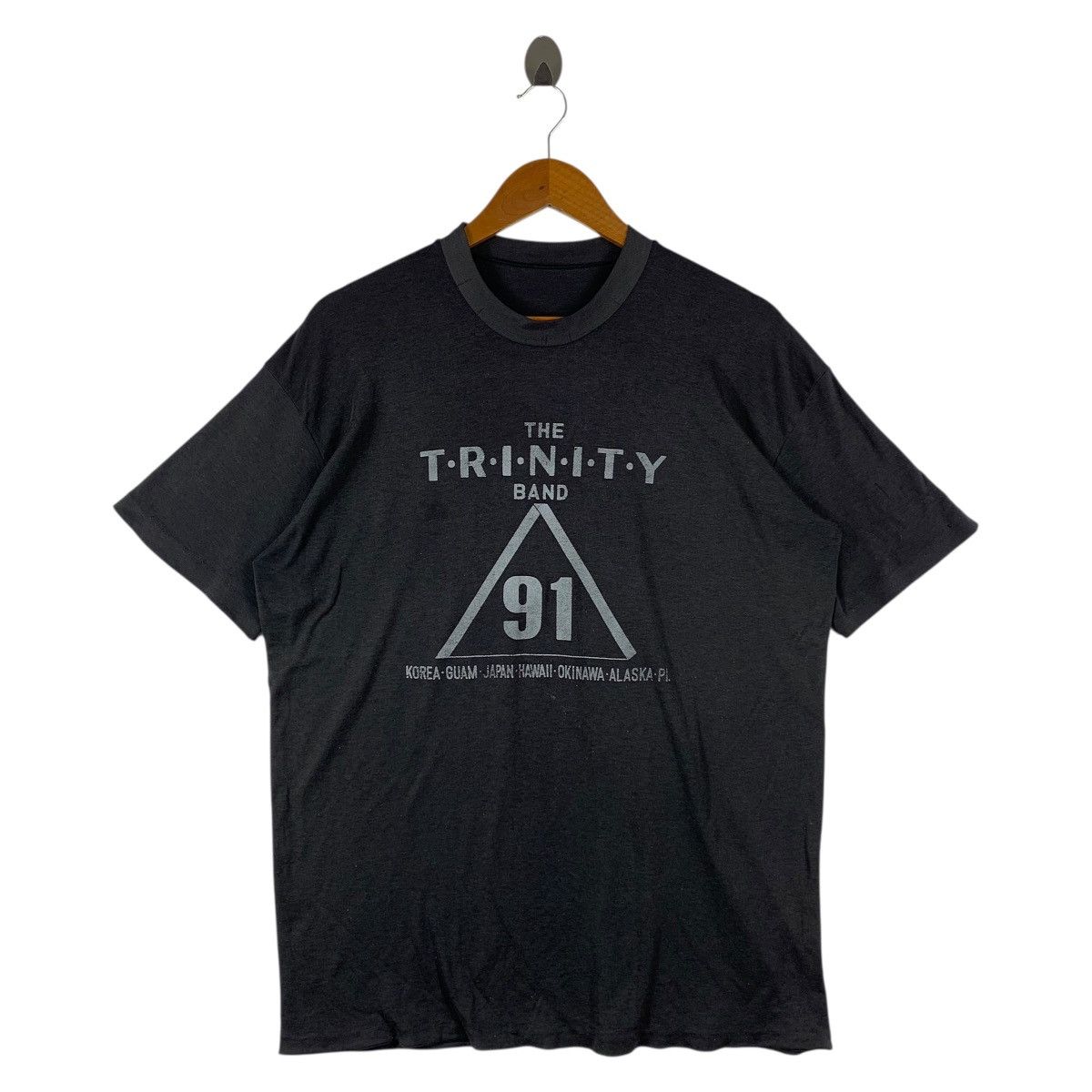 Other vintage Trinity Band Kpop Pacific Tour Tee Size US L / EU 52-54 / 3 - 1 Thumbnail
