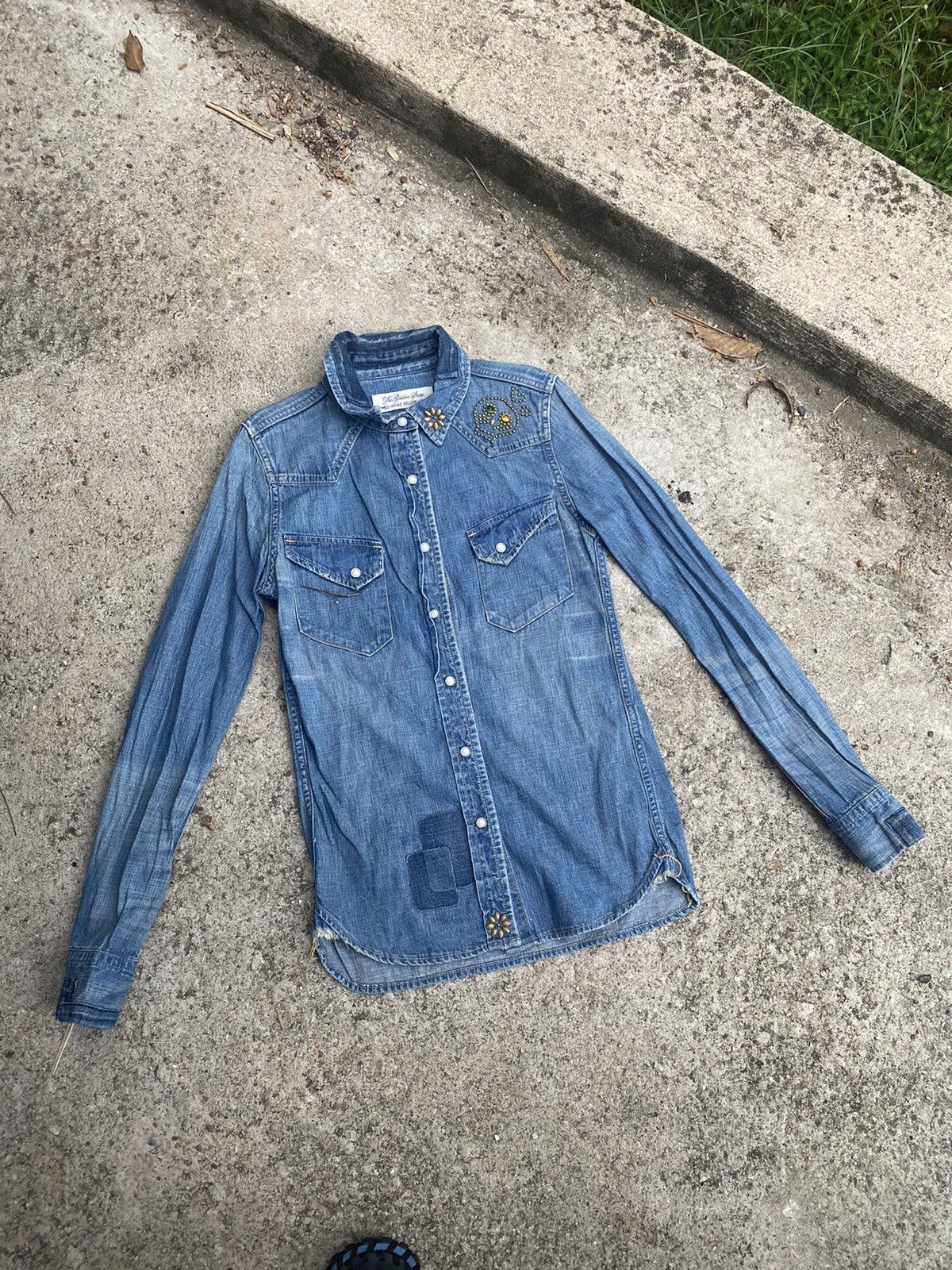 Remi Relief × Vintage Vintage Remi Relief Japan Pearl Snap Button Denim Shirt Size S / US 4 / IT 40 - 1 Thumbnail