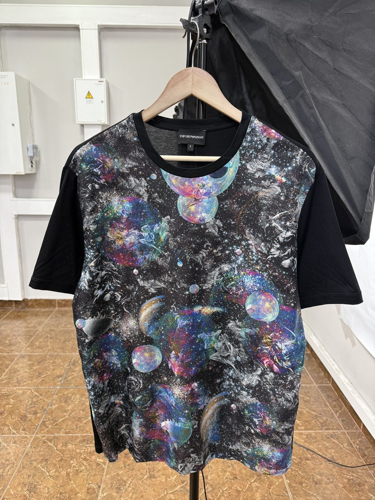 Emporio Armani 🇮🇹 Emporio Armani Galaxy Print T-Shirt Space Rare Hype Size US M / EU 48-50 / 2 - 1 Thumbnail