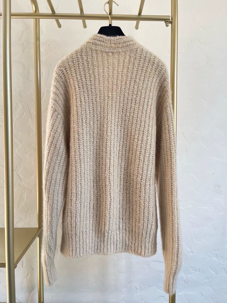 Loro Piana LORO PIANA Classic cocooning milk tea color cardigan Size XS / US 0-2 / IT 36-38 - 2 Thumbnail