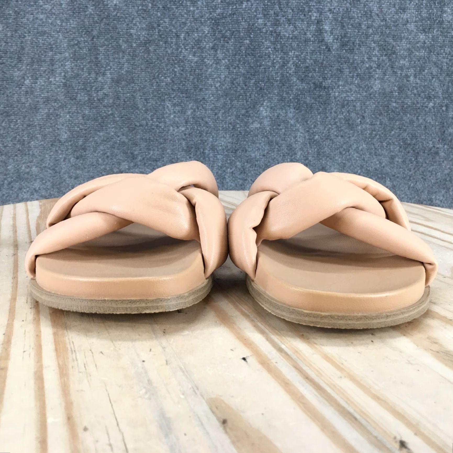 Vintage Universal Thread Sandals Womens 9.5 Slide Tan Faux Leather Slip On Casual Flats Size US 10 / IT 40 - 7 Thumbnail