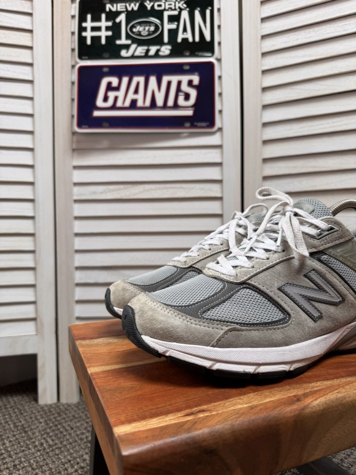 New Balance Men’s Casual Sneakers New Balance 990 V5 Silver Size US 8 / EU 41 - 5 Thumbnail