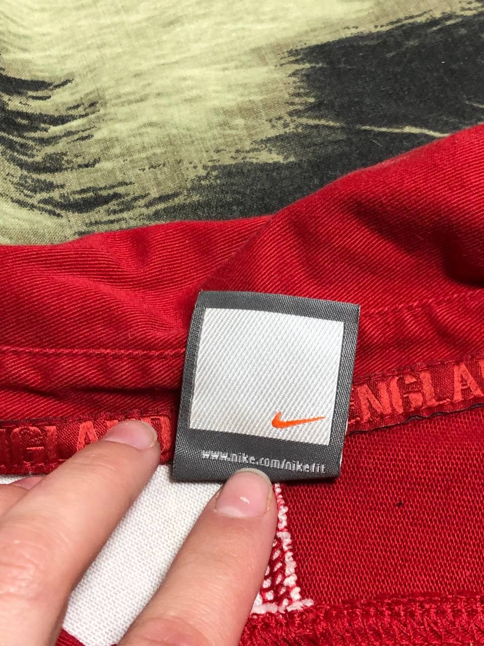 Nike Vintage T-Shirt red Polo Size M logo O2 Nike Y2K Jerseys Size US M / EU 48-50 / 2 - 3 Thumbnail