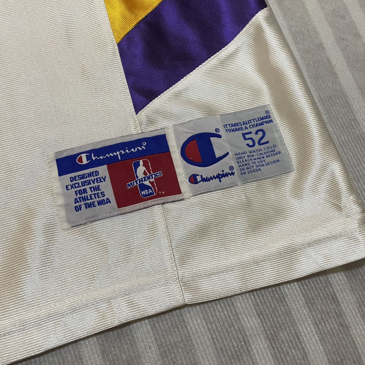 Champion Vintage Champion Lakers Kobe Bryant 8 Jersey Size US XL / EU 56 / 4 - 6 Thumbnail
