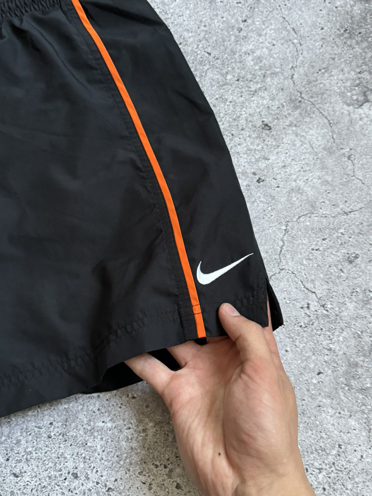 Nike × Vintage Vintage Valencia F.C. Nike nylon shorts Size US 30 / EU 46 - 4 Thumbnail