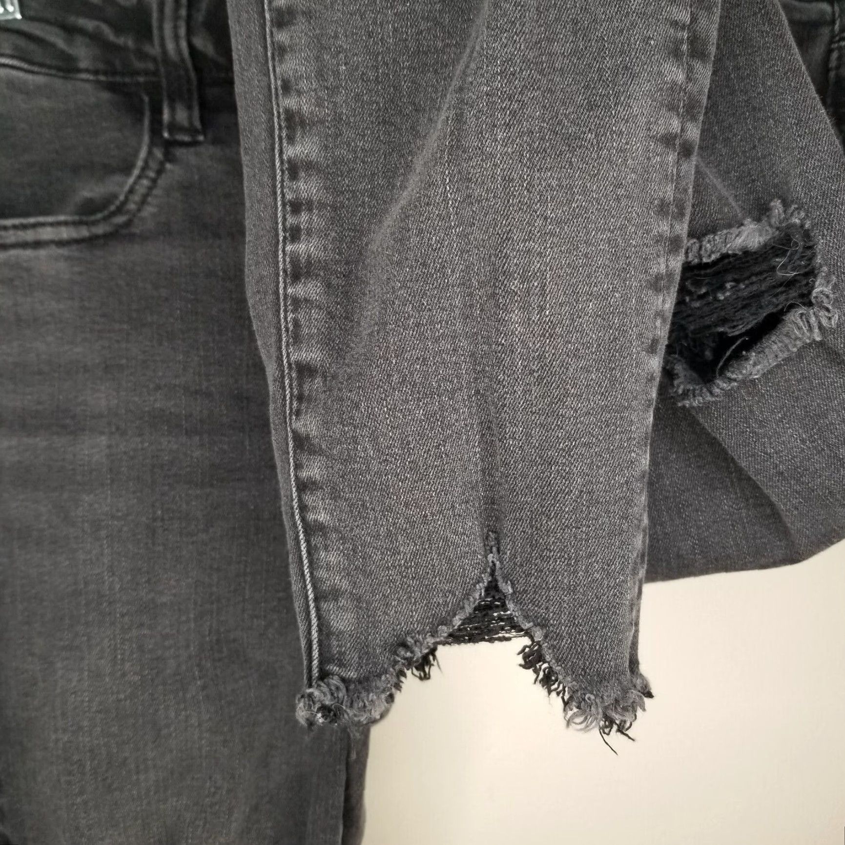 American Eagle Outfitters American Eagle Distressed Hi-Rise Black Jeggings Jean Size 4 Womens Size 27" / US 4 / IT 40 - 3 Thumbnail