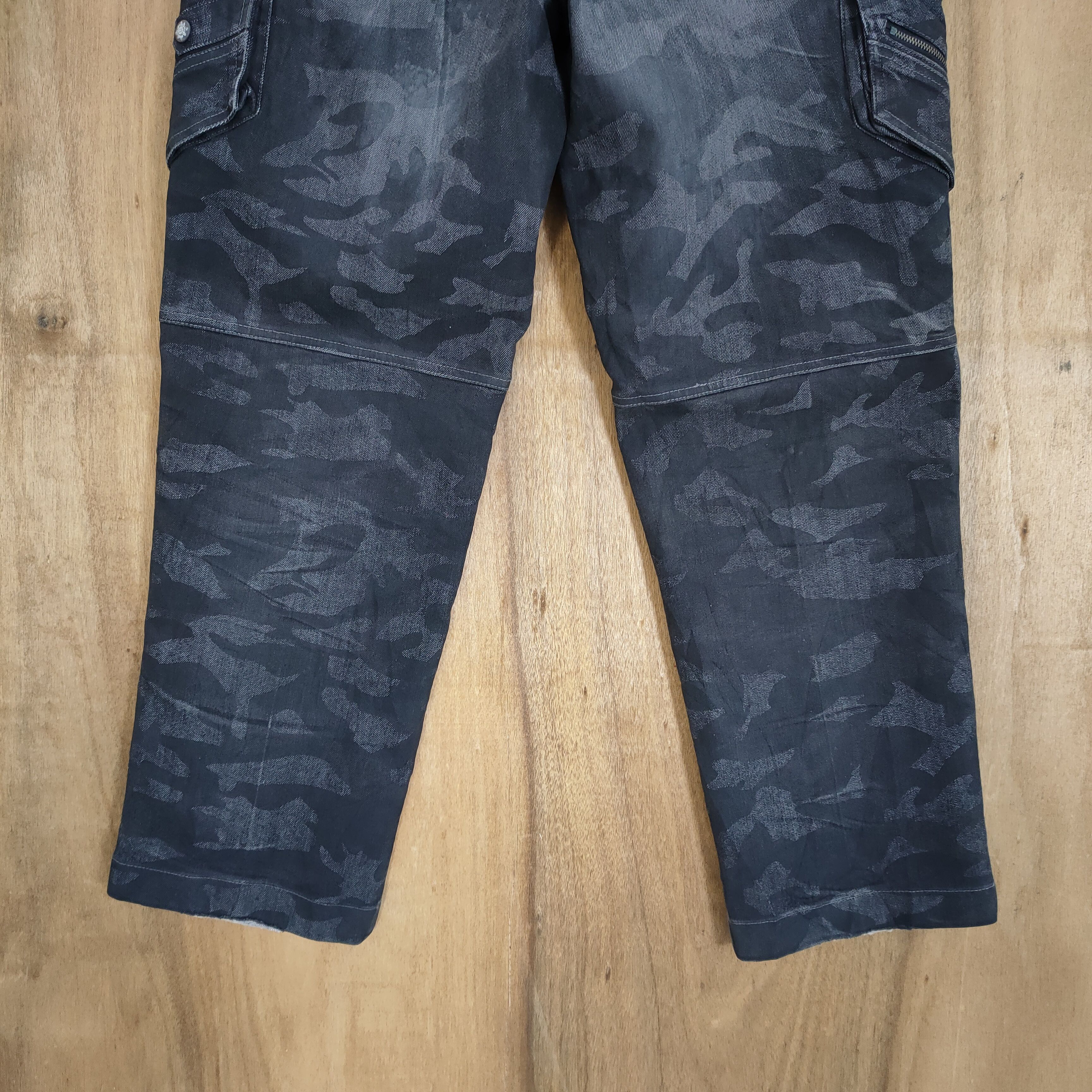 Japanese Brand × Vintage VINTAGE JAWIN BLACK CAMO CARGO PANTS Size US 33 - 9 Thumbnail