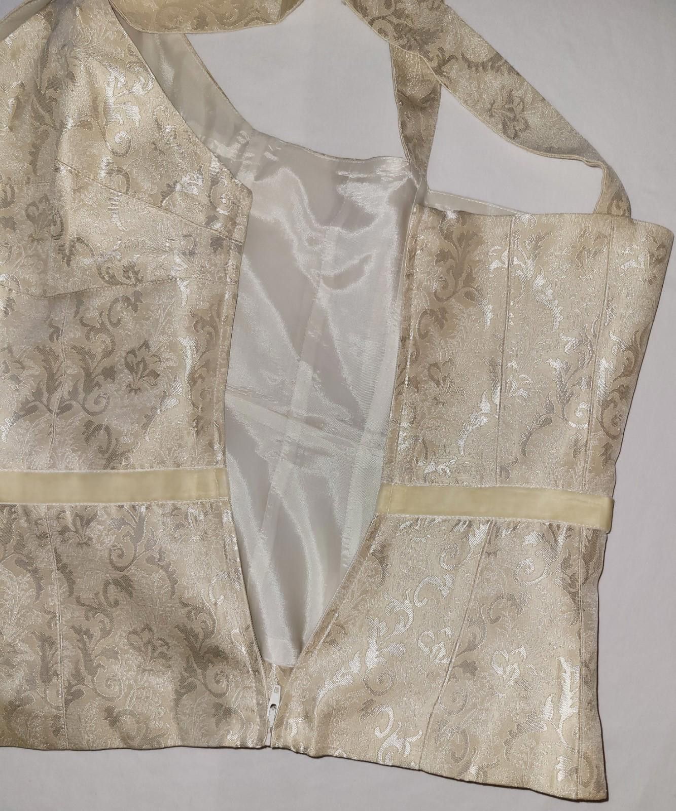 Designer CONTEXT size 10 cream sleeveless top with side zipper NWT Size L / US 10 / IT 46 - 7 Thumbnail