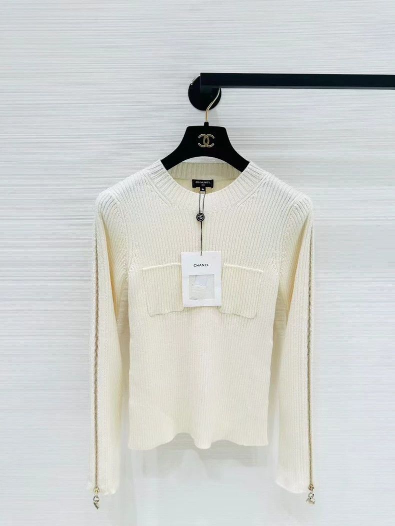 Chanel Chanel 24K new zipper long-sleeved round-neck sweater Size XS / US 0-2 / IT 36-38 - 1 Thumbnail
