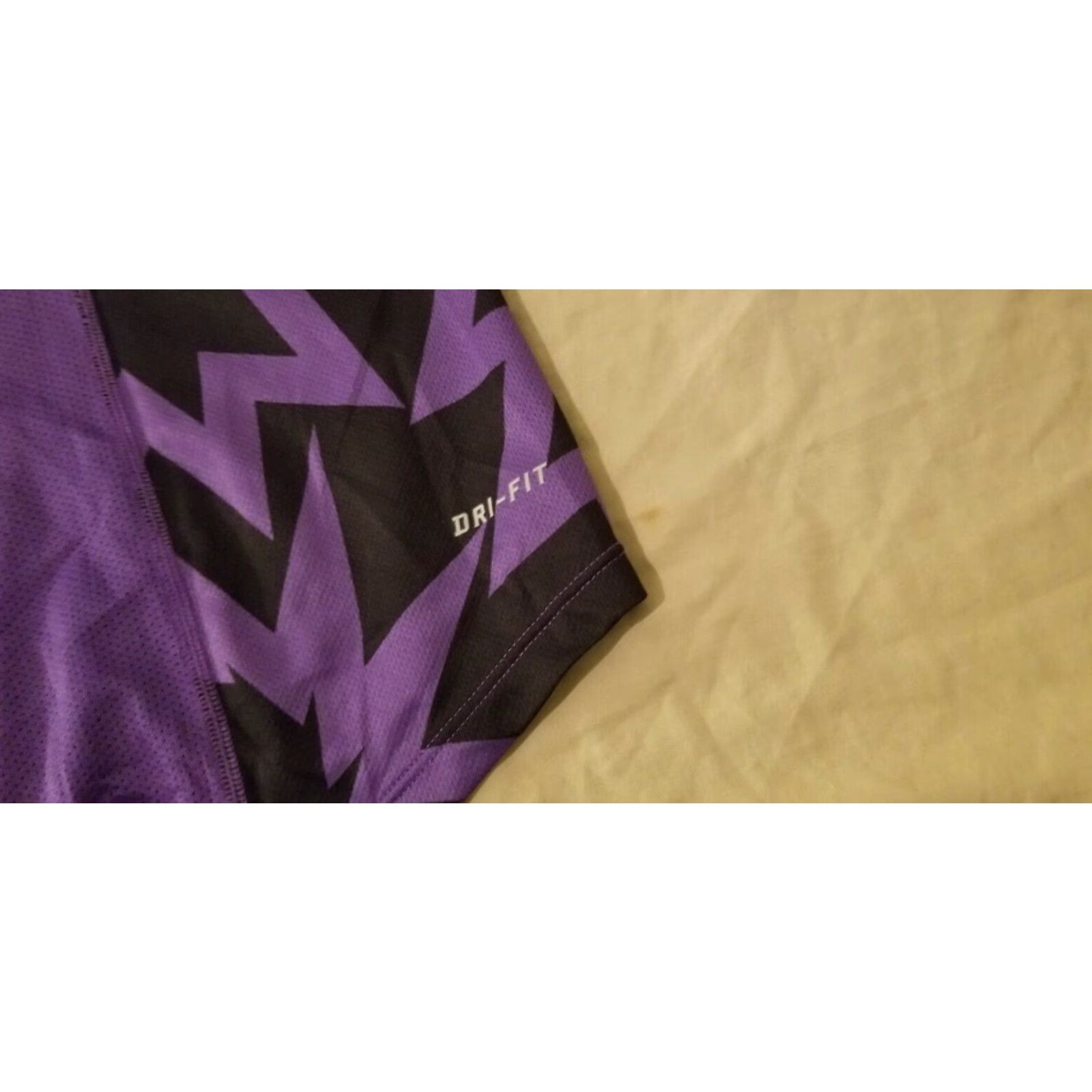 Nike Womens Nike Tank Shirt S Small Purple Athletic Gym Workout Running Size S / US 4 / IT 40 - 6 Thumbnail