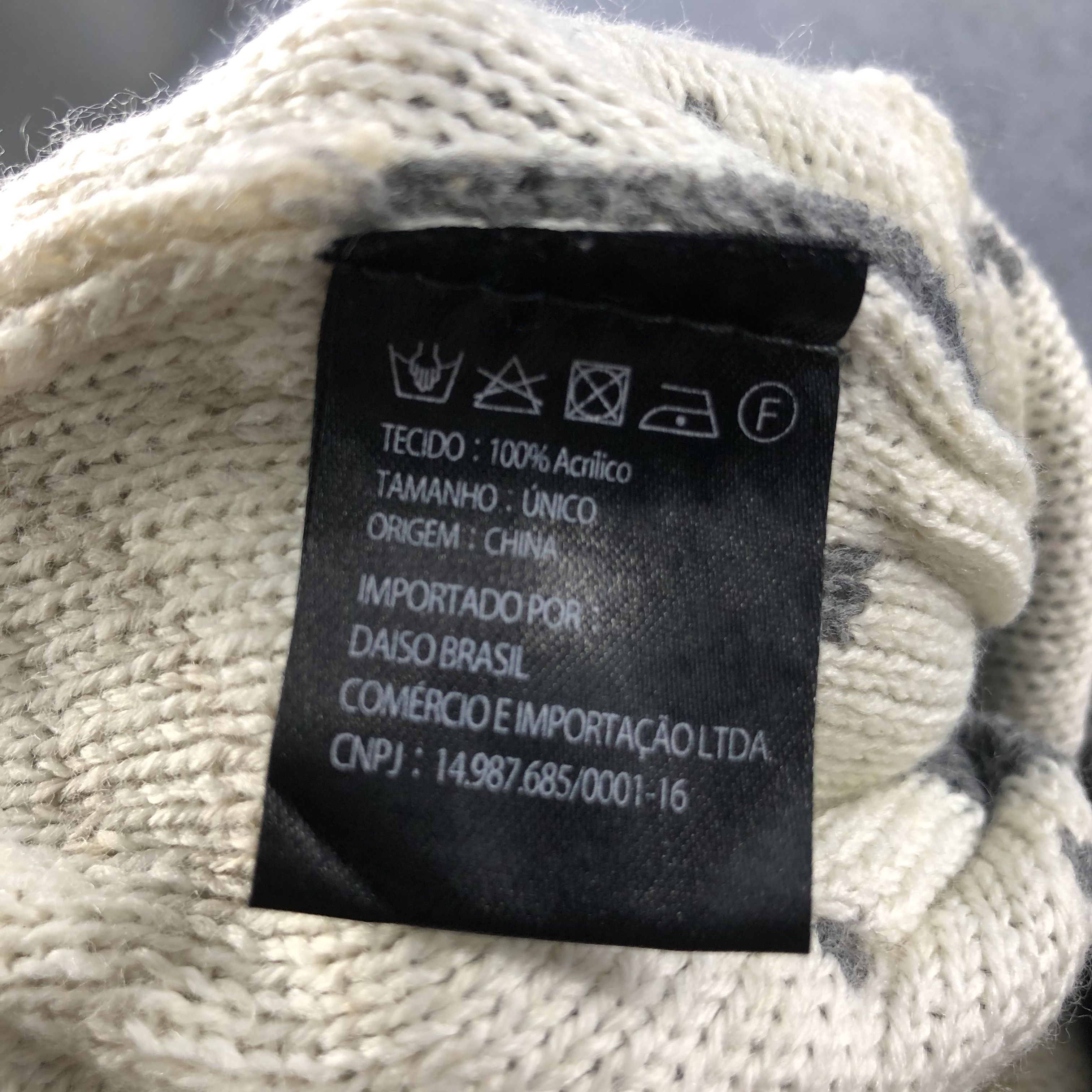 Vintage Unknown Reindeer Design Bobble Beanie Snowcap Snow Hat B231 Size ONE SIZE - 7 Thumbnail