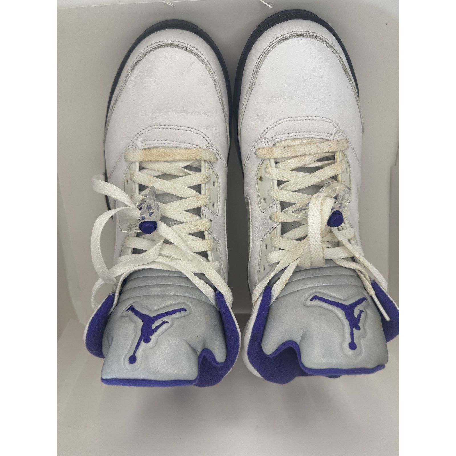 Jordan Brand Air Jordan 5 Retro Shoes White Dark Concord Black W OG Box Size US 10 / EU 43 - 4 Thumbnail