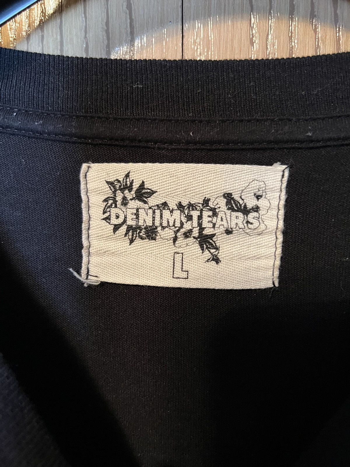 DENIM TEARS Denim Tears Flowers Longsleeve T-Shirt Sz L Size US L / EU 52-54 / 3 - 2 Thumbnail