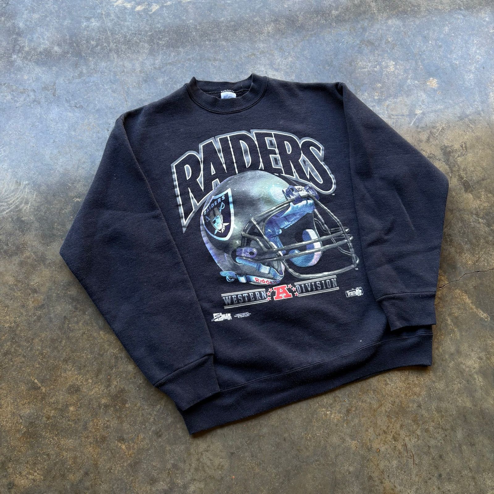 Salem Sportswear Very Rare Vintage Oakland Raiders Salem Sweatshirt Size US L / EU 52-54 / 3 - 2 Thumbnail